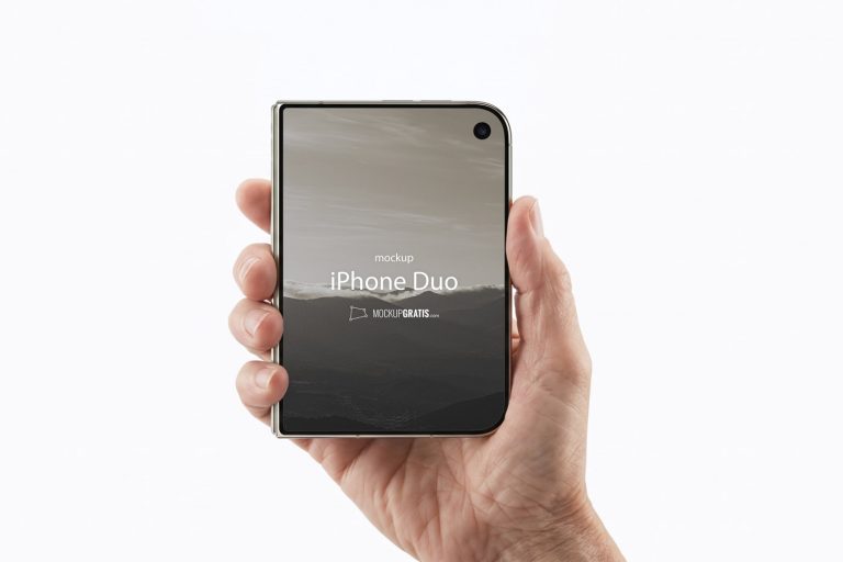 Mockup de un iPhone plegable Duo sostenido en la mano, en formato PSD gratis para Photoshop
